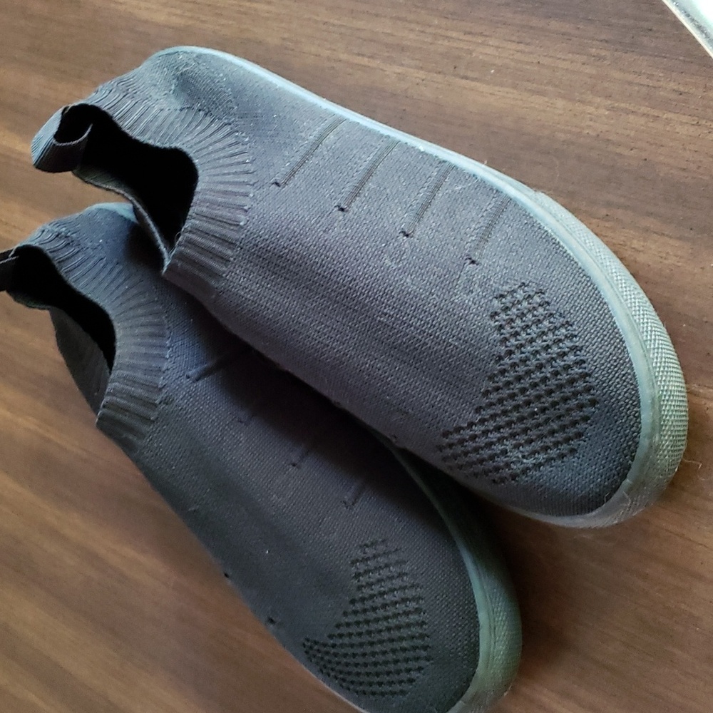 Goldtoe Mesh Knit Upper Slip-On Size 8